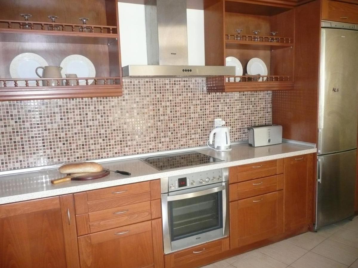 Villa Petrino - Central Flat Location Within Kassiopi. Sleeps 8 Экстерьер фото